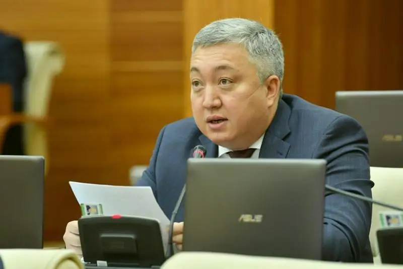 باسپانا جاعدايىن جاقسارتۋعا كەدەرگى نورمالاردى الىپ تاستاۋ كەرەك - عازيز قۇلاحمەتوۆ