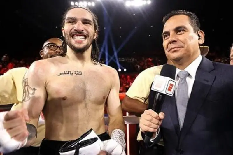 اتى اڭىزعا اينالعان مۇحاممەد ءاليدىڭ نەمەرەسى رينگكە شىعادى