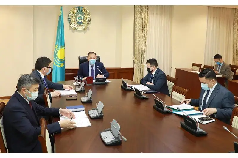 Ералы Тугжанов провел совещание по вопросам развития сфер кино и театра