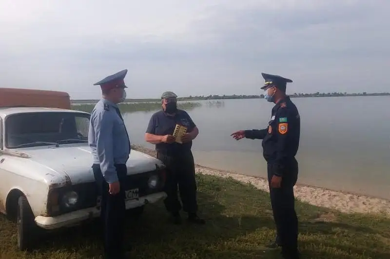 سولتۇستىك قازاقستان وبلىسىندا براكونەرلەر 3 اققۋدى اتىپ العان