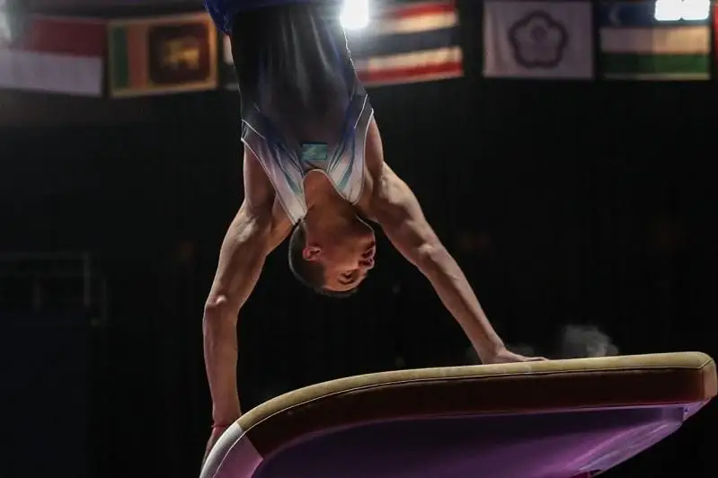 Казахстанцы выступили в четырех финалах ЭКМ по спортивной гимнастике в Германии