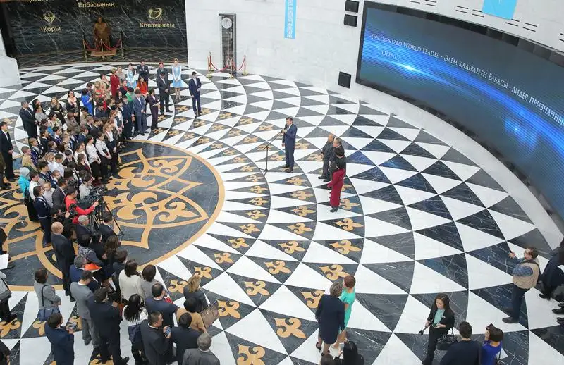 Әлем қадірлеген Елбасы