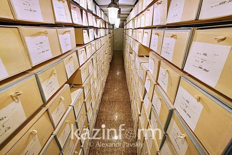 ەلوردادا 10 ميلليون ارحيۆ قۇجاتىن ساقتايتىن قويما سالۋ كەرەك – مينيستر