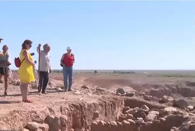 Древний храм нашли археологи в Туркестанской области