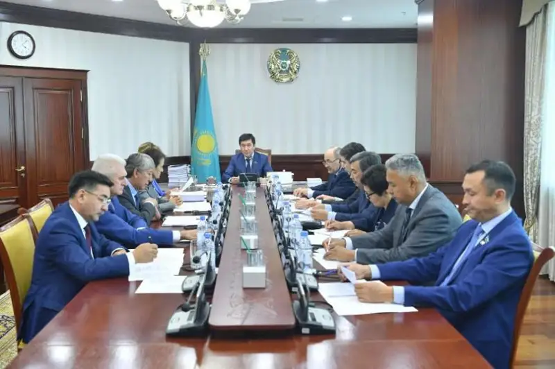 Бюро Мажилиса определило повестку предстоящего пленарного заседания