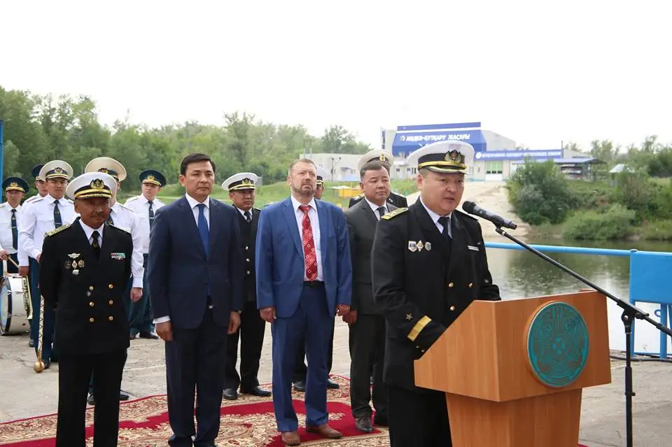 Оралда шекарашыларға арналған FC-19 жүрдек катері суға түсірілді