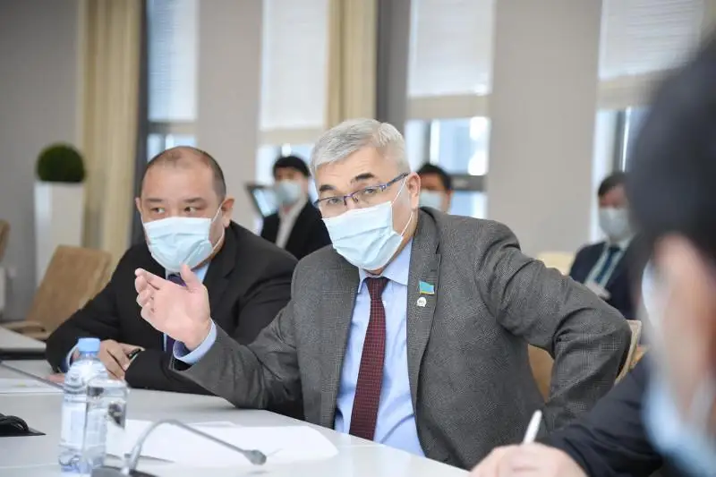 Májilis depýtattary Túrkistan oblysynda 130-dan astam kezdesý ótkizip, el ótinishin tyńdaıdy