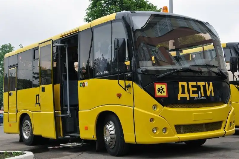 Акмолинские прокуроры привлекли к ответственности 10 водителей за перевозку школьников