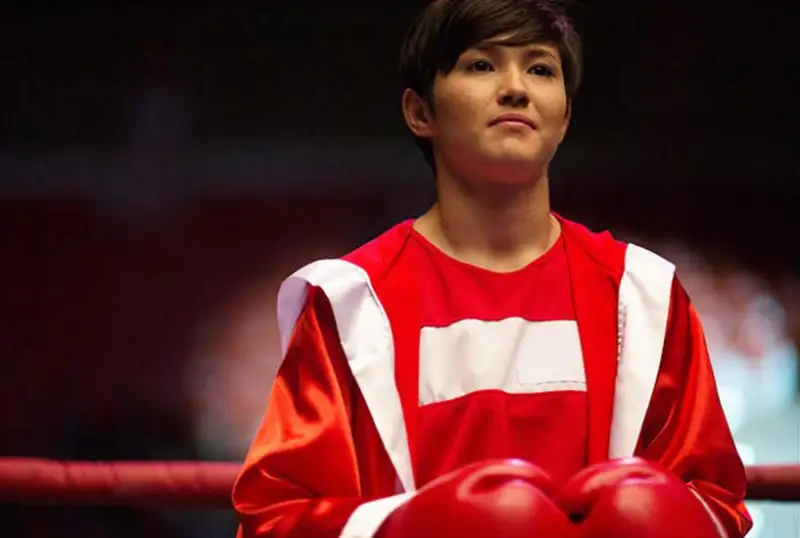 Двукратная чемпионка мира из Казахстана вышла в полуфинал ЧА-2022 по боксу
