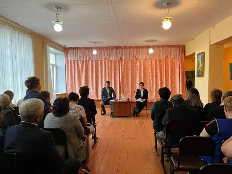 Вице-спикер Сената обсудила предстоящий референдум с жителями СКО