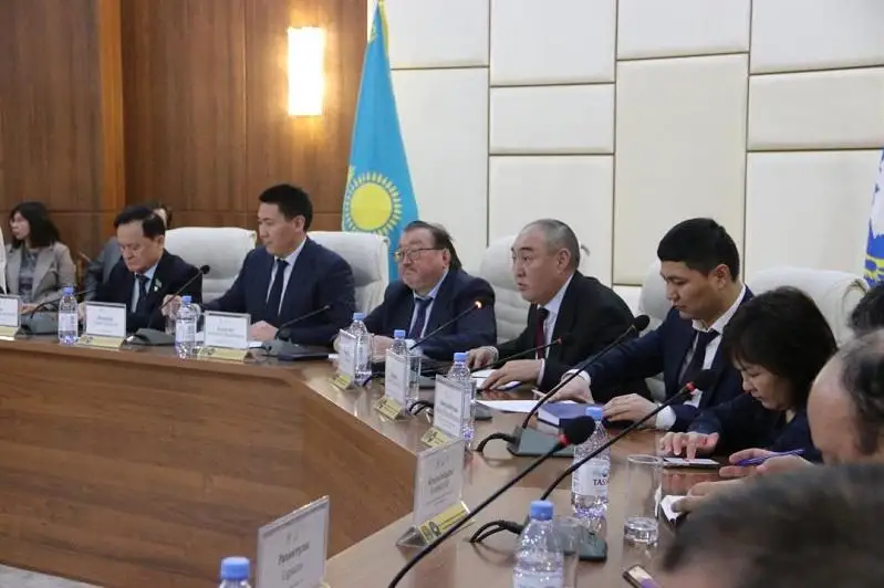 Вышли в свет книги 30 молодых столичных писателей