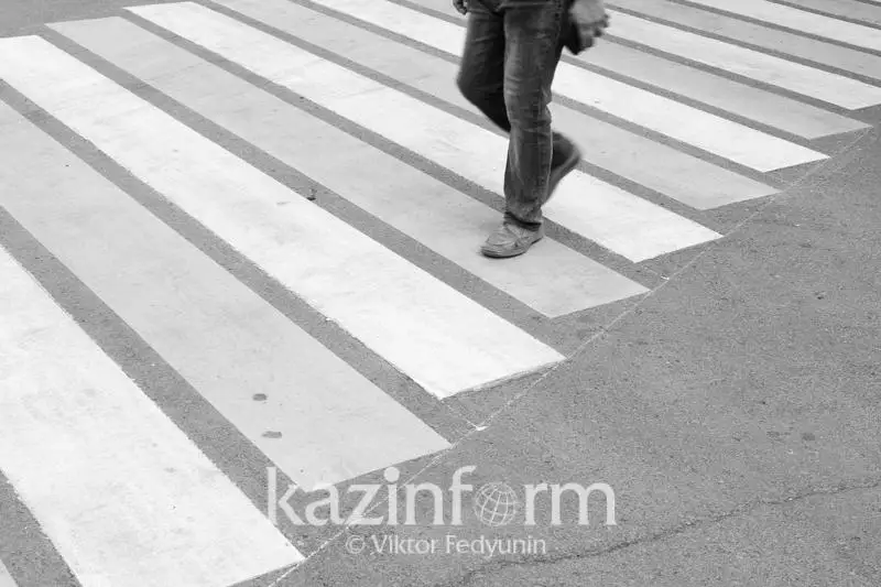 Almaty oblysynda kólik qaqqan 31 jastaǵy jaıaý júrginshi mert boldy