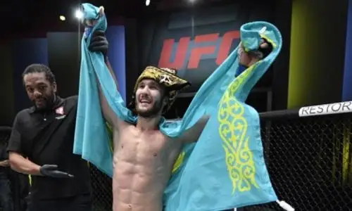 Казахстанский боец выиграл третий бой в UFC