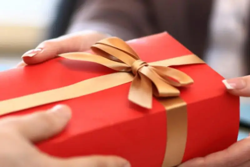 Деньги на подарки из бюджета не предусмотрены -  избирком Алматы