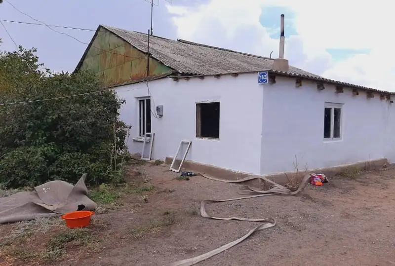 Aqmola oblysynda bir úıdiń eki balasy tútinge tunshyǵyp qaldy
