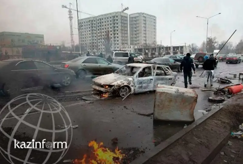 Қаңтар: противостояние заговорщикам и радикалам