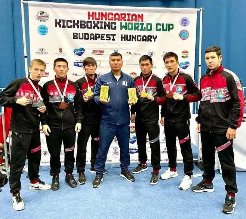 اتىراۋلىق كيكبوكسشى الەم كۋبوگىن ەكىنشى رەت يەلەندى