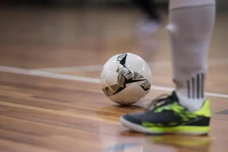 فۋتزالدان چەمپيوندار ليگاسى: «قايرات» رۋمىنيا چەمپيونىنا قارسىلاس اتاندى