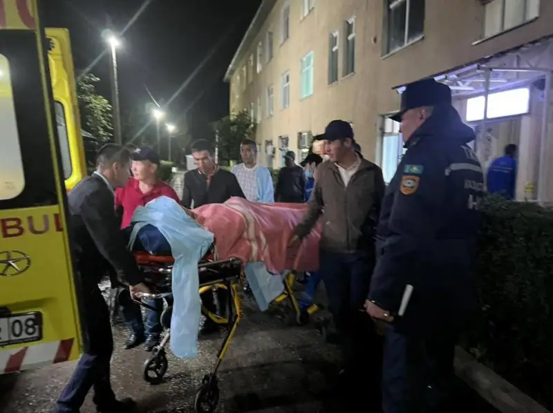 Jambylda jol apatyna ushyraǵan Ózbekstan azamattary eline attandy