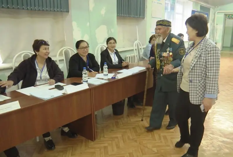 Карагандинские ветераны проголосовали на общенациональном референдуме