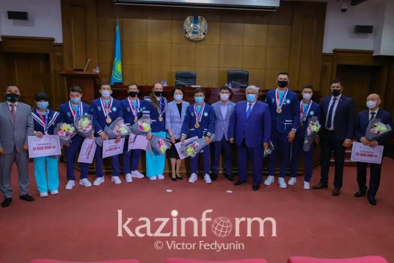 توكيو وليمپياداسىنىڭ جەڭىمپازدارىنا مەملەكەتتىك ناگرادالار تابىستالدى