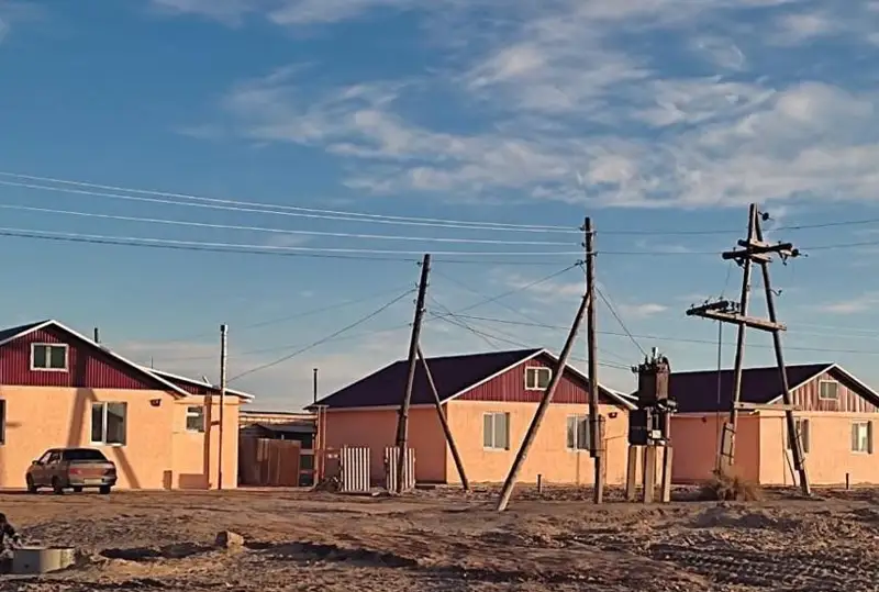 Пострадавшие от паводка жители ЗКО переехали в новые дома