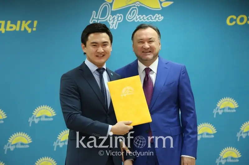 Төреғали Төрәлі мен Ерке Есмаxан &laquo;Нұр Отанның&raquo; қатарына кірді