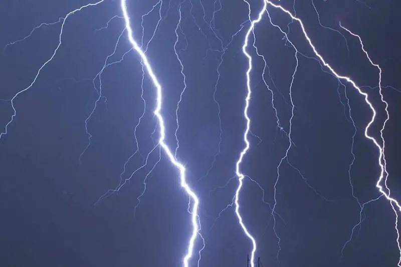 Подросток погиб от удара молнией в Актюбинской области