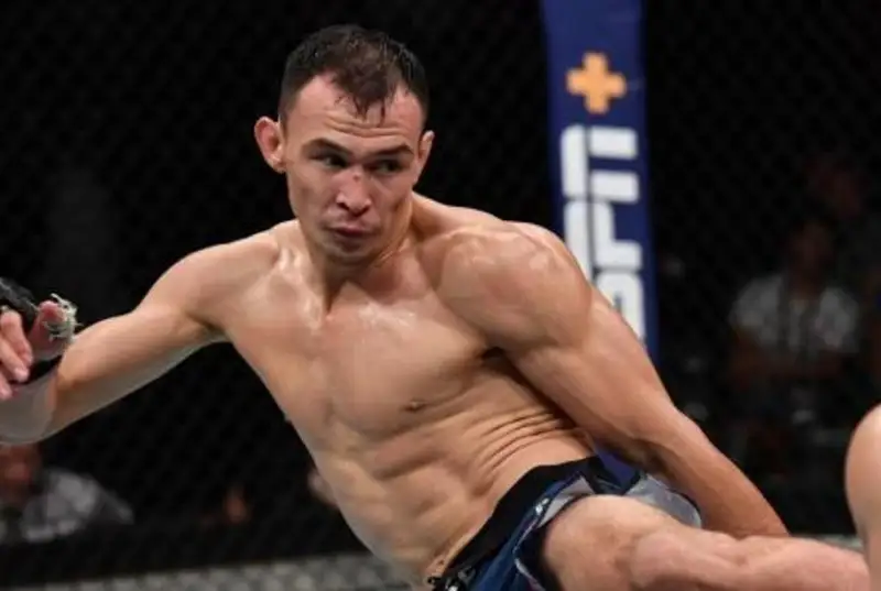 UFC qazaq faıteriniń kelesi aıqasy qashan bolatynyn jarııalady