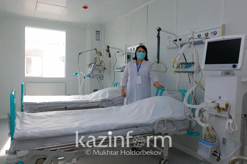 Ótken táýlikte myńnan asa adam koronavırýs indetinen emdelip shyqty
