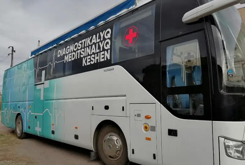 Kókshetaý irgesindegi aýyl turǵyndaryna jyljymaly medıtsınalyq keshen kómek kórsetýde