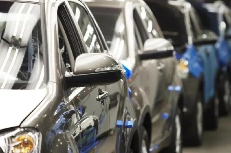 Продажи новых автомобилей в Европе снизились на 17%