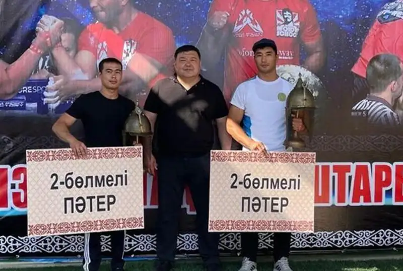 Armrestlıngten júldeli oryn alǵan shardaralyq sportshylarǵa 2 bólmeli páter berildi