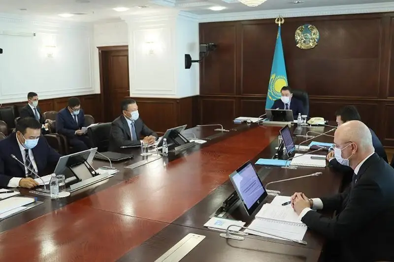 اسقار مامين كاسىپكەرلىك ماسەلەلەرى جونىندەگى جوبالىق وفيس وتىرىسىن وتكىزدى