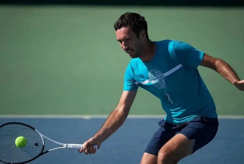 Пять казахстанских теннисистов вышли во второй круг Кубка Президента