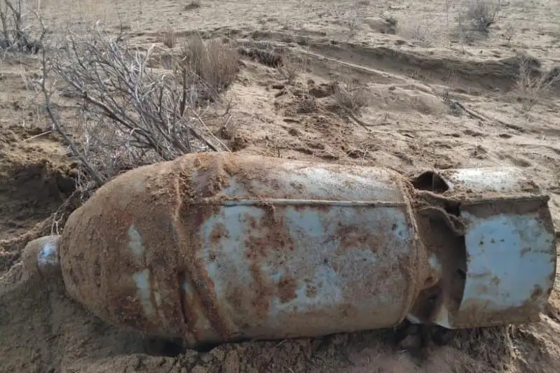 В песчаной зоне недалеко от Тараза найдена еще одна авиационная бомба