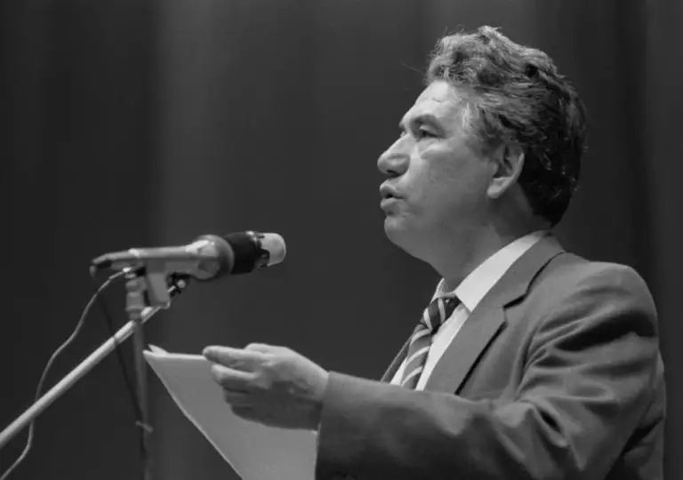 ايتماتوۆ ادامزاتقا نە ايتتى؟