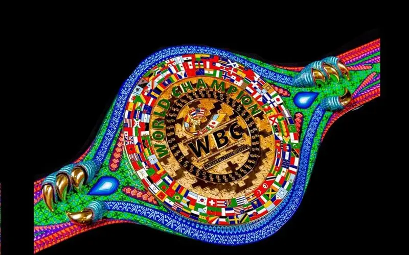 Уникальный пояс поставлен на кон третьего боя Головкин - «Канело»