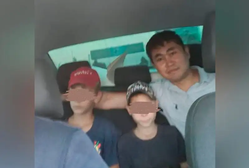 Qostanaıda beıimdeý ortalyǵynan qashqan eki bala Rýdnyıǵa jaıaý barmaq bolǵan