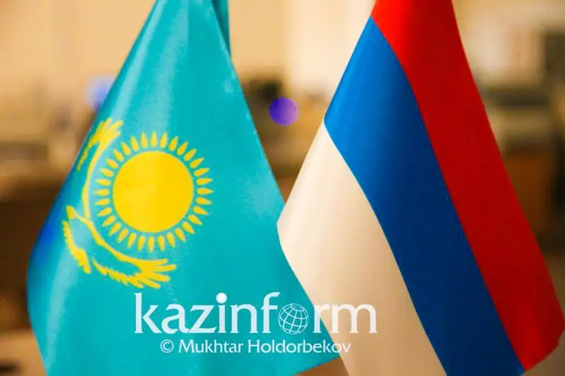 قازاقستان مەن رەسەي شەكارالىق ىنتىماقتاستىق باعدارلاماسى تۇجىرىمىنا قول قويادى