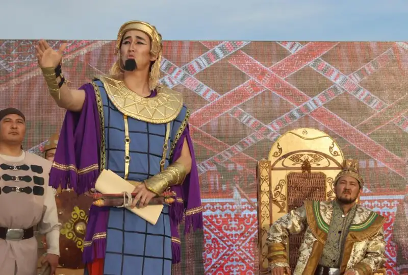 Визит византийского посла к тюркскому кагану показали в музейном спектакле в Таразе
