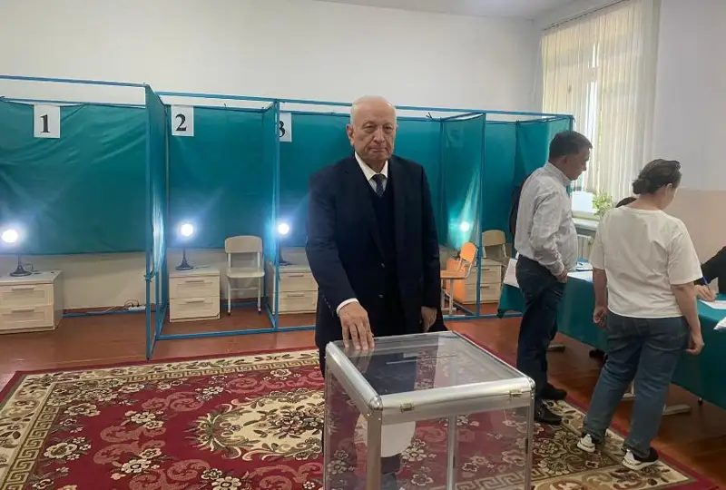 Референдум нужен молодежи - президент Национальной академии наук