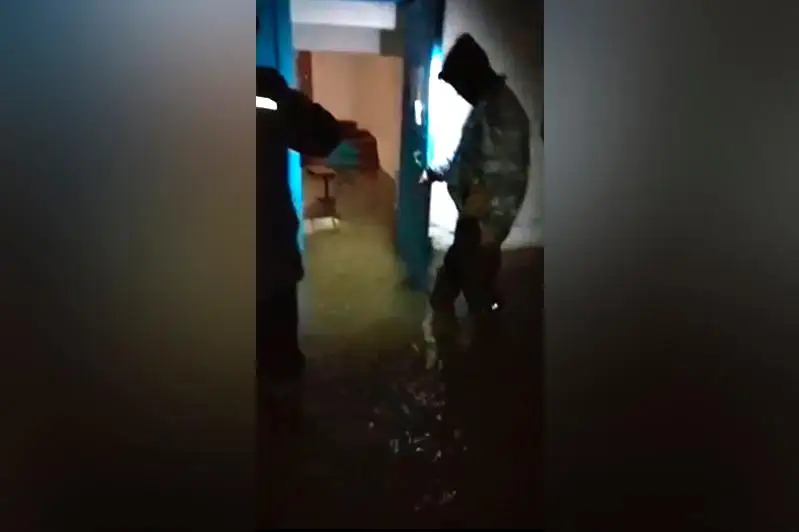 Сельскую школу подтопило талыми водами в Костанайской области