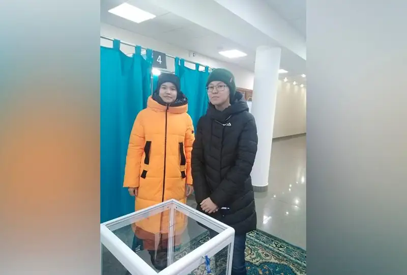Алғаш рет дауыс берген көкшетаулық студенттер сыйлық алды