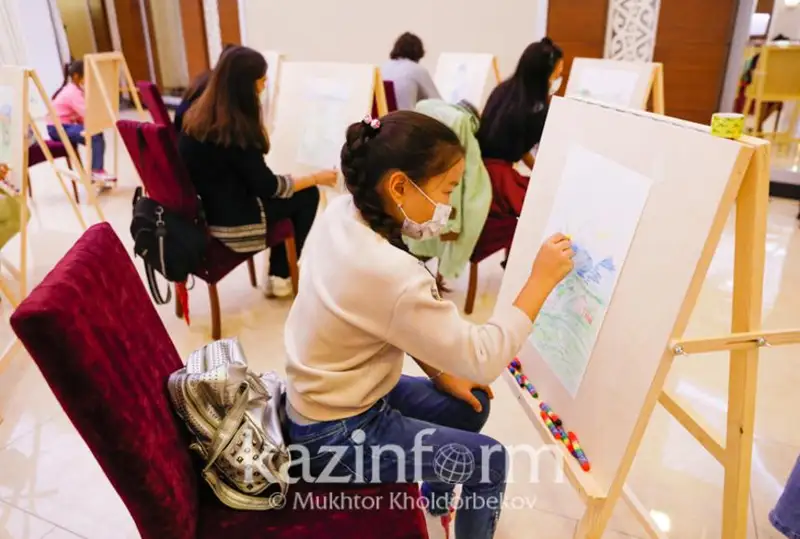 Летние культурно-досуговые проекты для детей презентовали в Правительстве