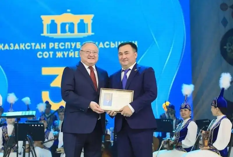 Лучших актюбинских судей наградили в честь профессионального праздника