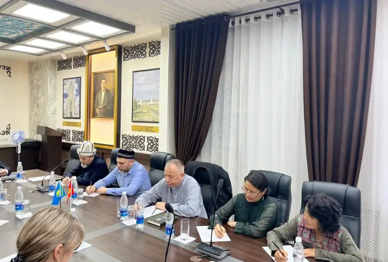 Роль Казахстана в продвижении межрелигиозного диалога обсудили в Кыргызстане