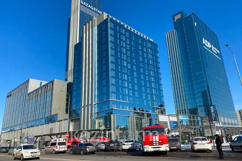 Пожар произошел в Абу-Даби Плаза в Нур-Султане