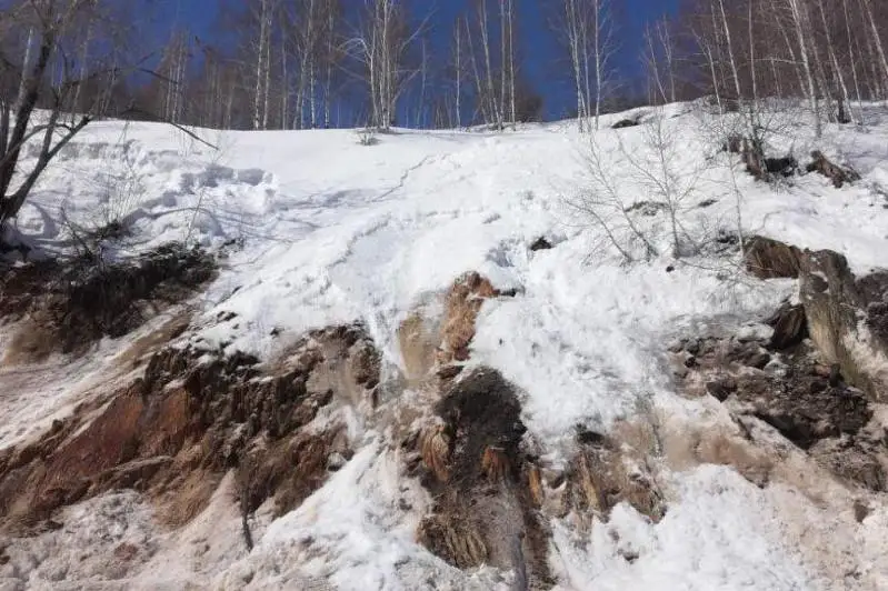 Лавинная опасность сохраняется в горных районах ВКО
