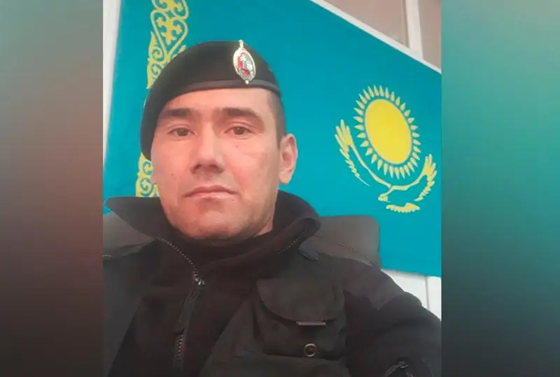 Týdy ustaǵanda tebirenip ketemin – túrkistandyq polıtseı